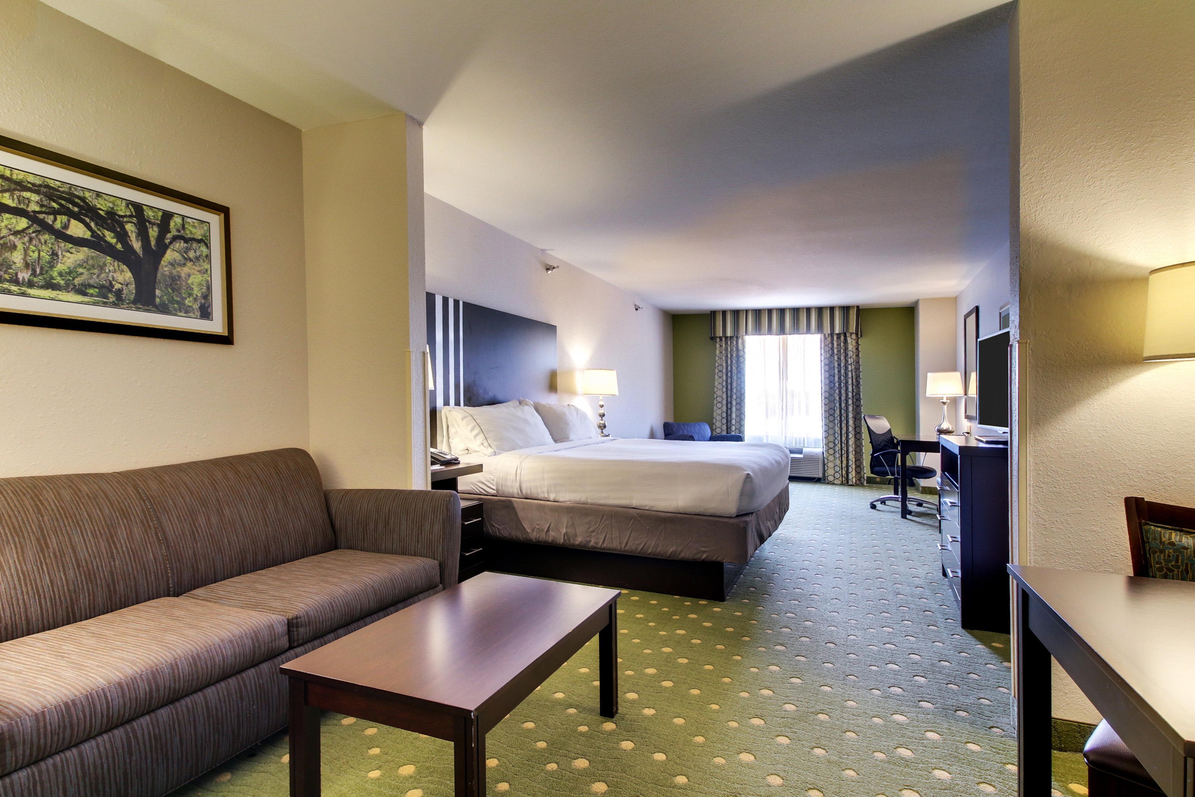 Holiday Inn Express Hotel & Suites Live Oak By Ihg Exterior photo