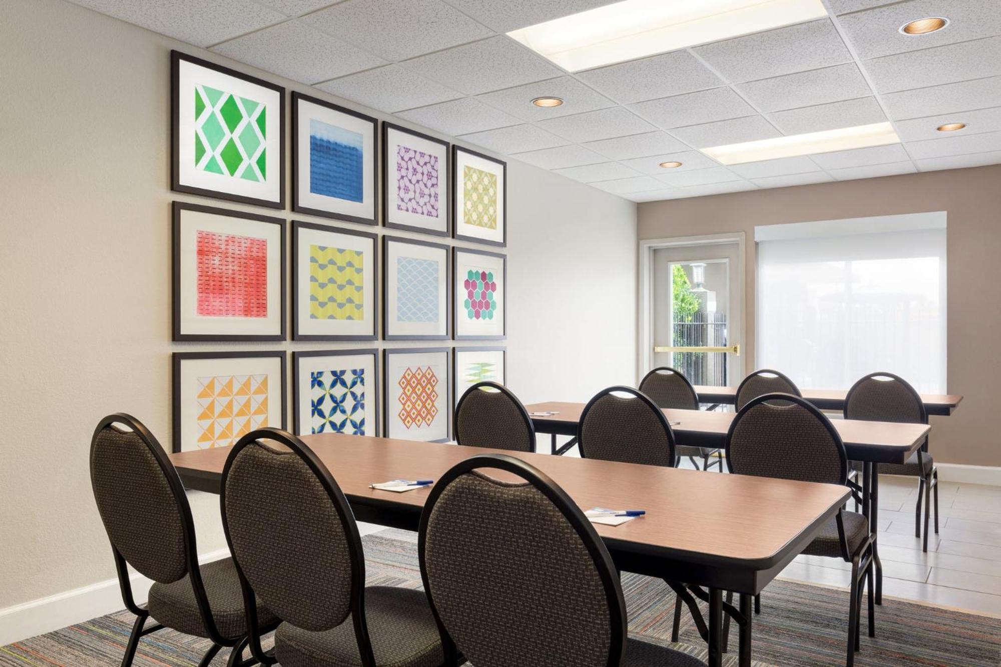 Holiday Inn Express Hotel & Suites Live Oak By Ihg Exterior photo